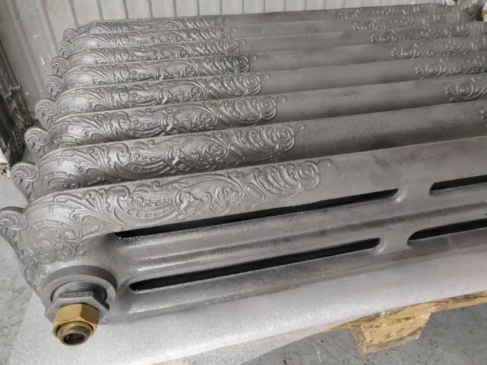 Radiateur rococo fonte - prêt à peindre